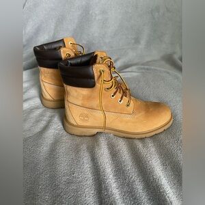Timberland women’s shoes size 6.5